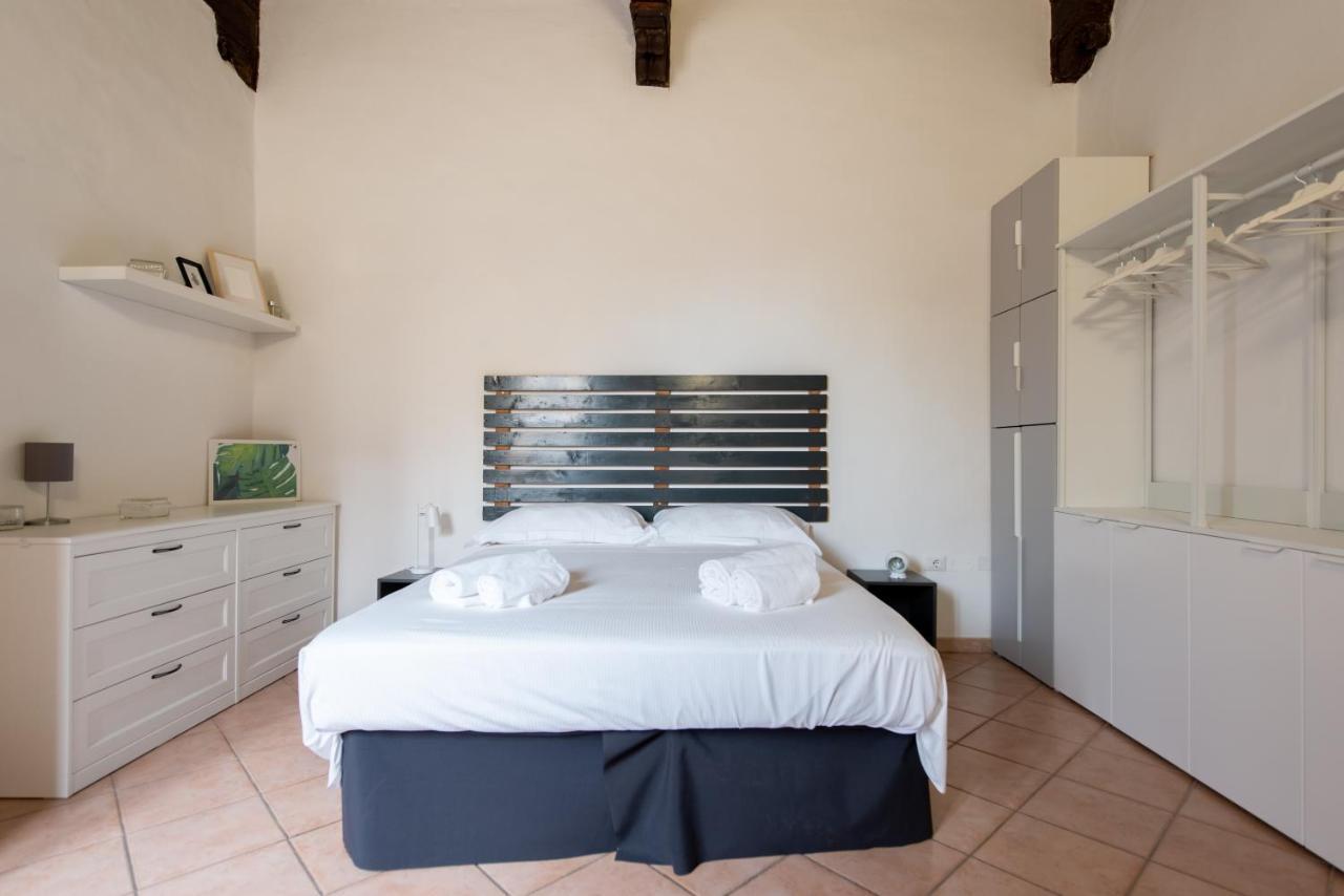 2 Rooms Next To A Market And Piazza Santa Croce - Homeunity Florenţa Exterior foto