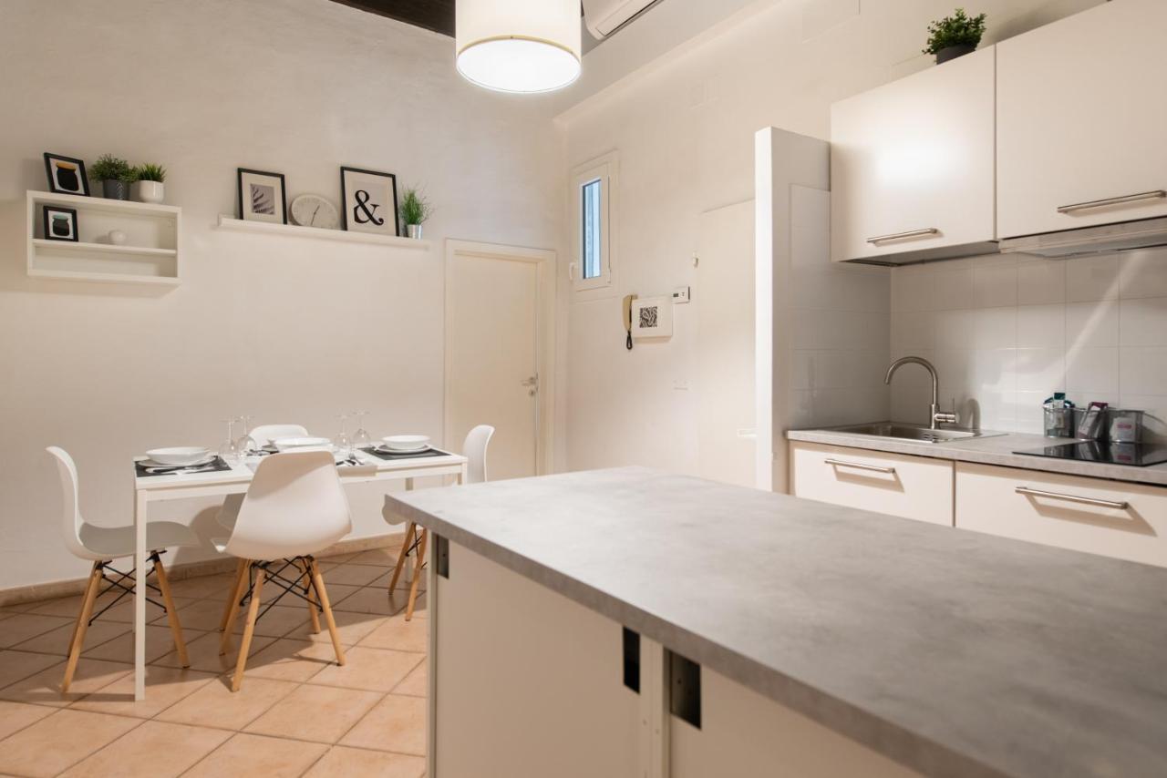 2 Rooms Next To A Market And Piazza Santa Croce - Homeunity Florenţa Exterior foto